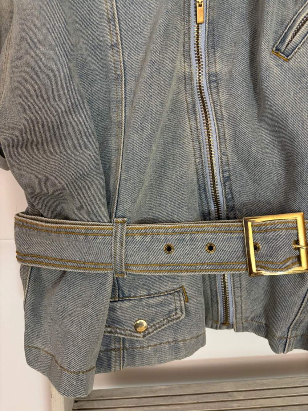POL Short-Sleeve Washed Gray Denim Moto Jacket, cropped, oversized, modern, edgy - Picture 4 of 11